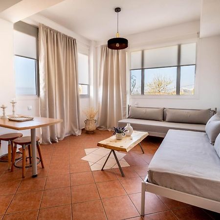 Christoforos Apartments Lourdata  Eksteriør bilde