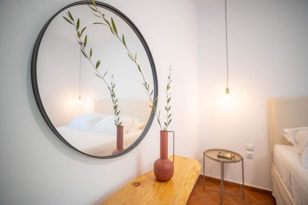Christoforos Apartments Lourdata  Eksteriør bilde
