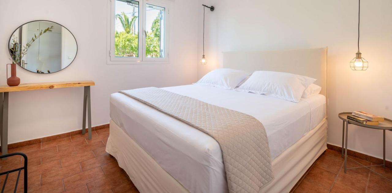 Christoforos Apartments Lourdata  Eksteriør bilde